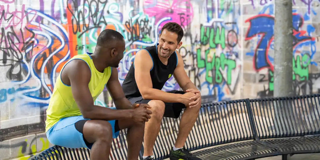 KiiGO Funktionskleidung aus 100% bilogisch abbaubaren Materialien. Perfekt für Running, Fitness, Calisthenics und viele andere Sportarten. Höchster Tragekomfort, Bewegungsfreiheit, atmungsaktiv.