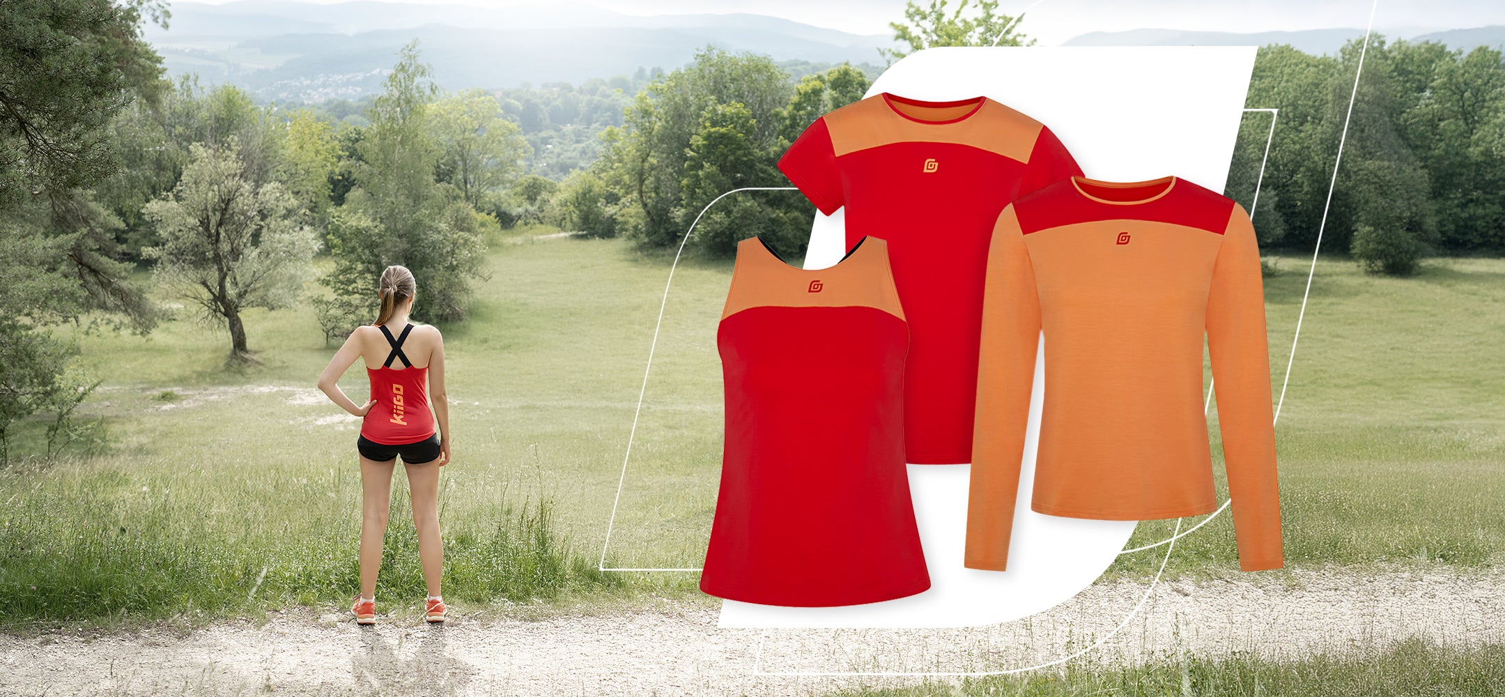 Joggerin macht gerade eine Pause und genießt den Ausblick auf die Natur. Sie trägt das KiiGO Damen Tanktop in rot und man sieht es von hinten mit dem überkreuzten Gummi und dem KiiGO Print. Auf der rechten Seite des Bildes sieht man die komplette KiiGO Damen Shirt Kombination in rot und peach: Longshirt, T-Shirt und Tanktop
